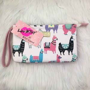Betsey Johnson- llama double pouch wristlet/wallet